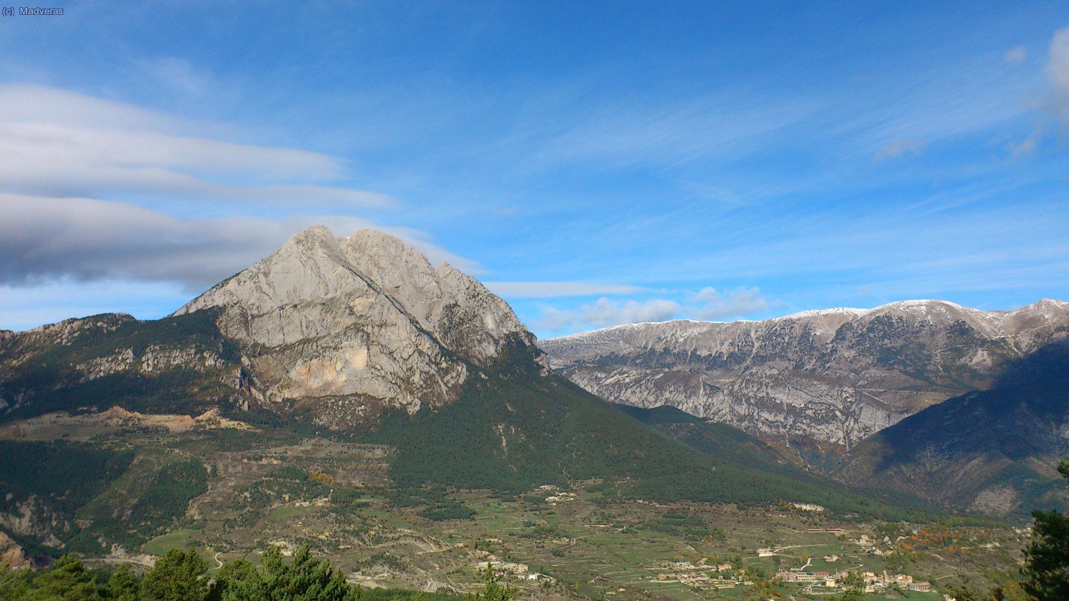 Vessant sud del Pedraforca i la Serra del Cadí 
