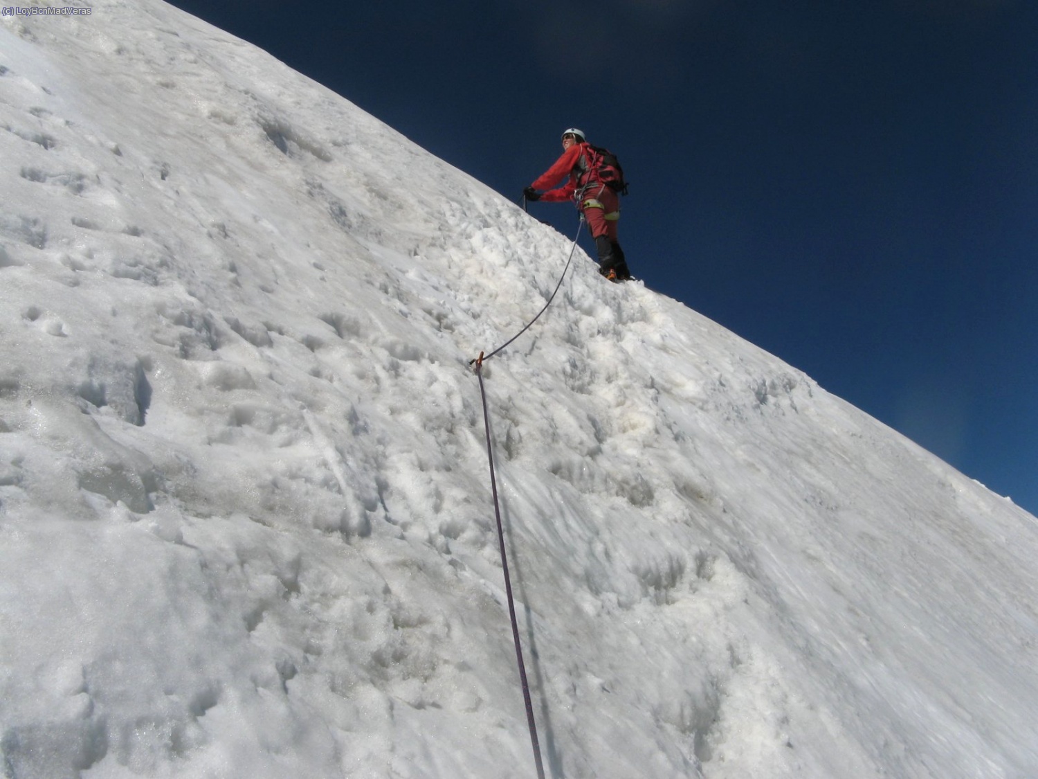 El acceso al collado antes de la cima era hielo, mejor con algún tornillo.