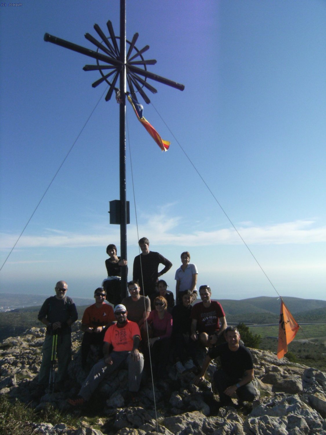 Foto de grupo en la cima de La Morella