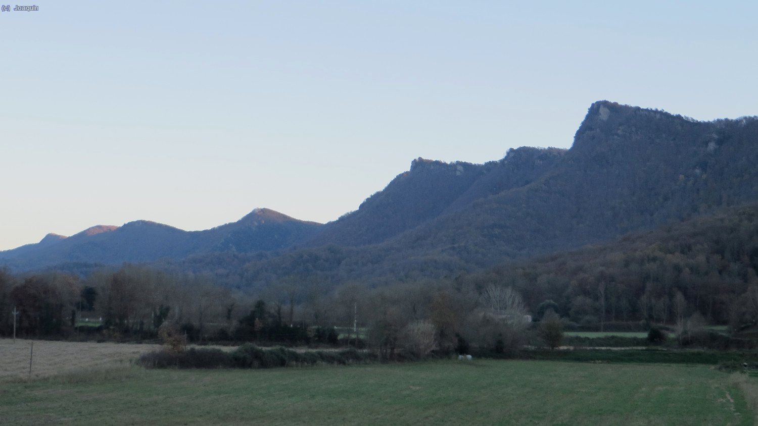 Sierra de Marboleny con el Serrat de Penya Lladre a la derecha
