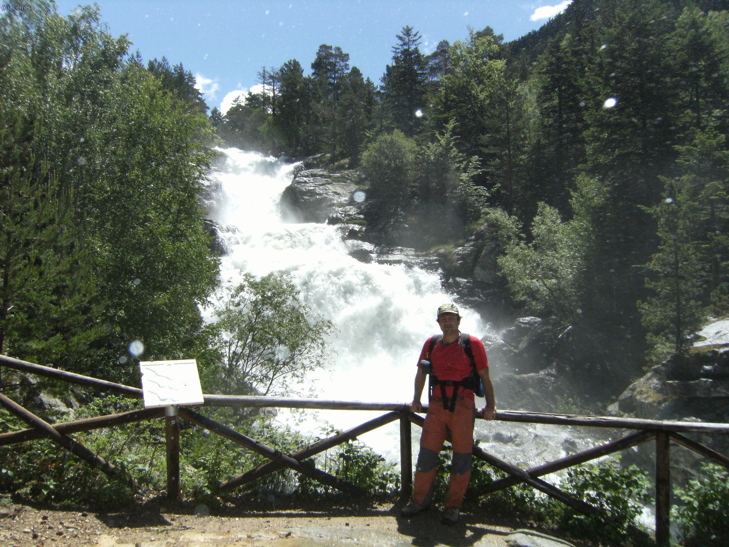 Joaquín Terrés en las Cascadas de Sant Esperit