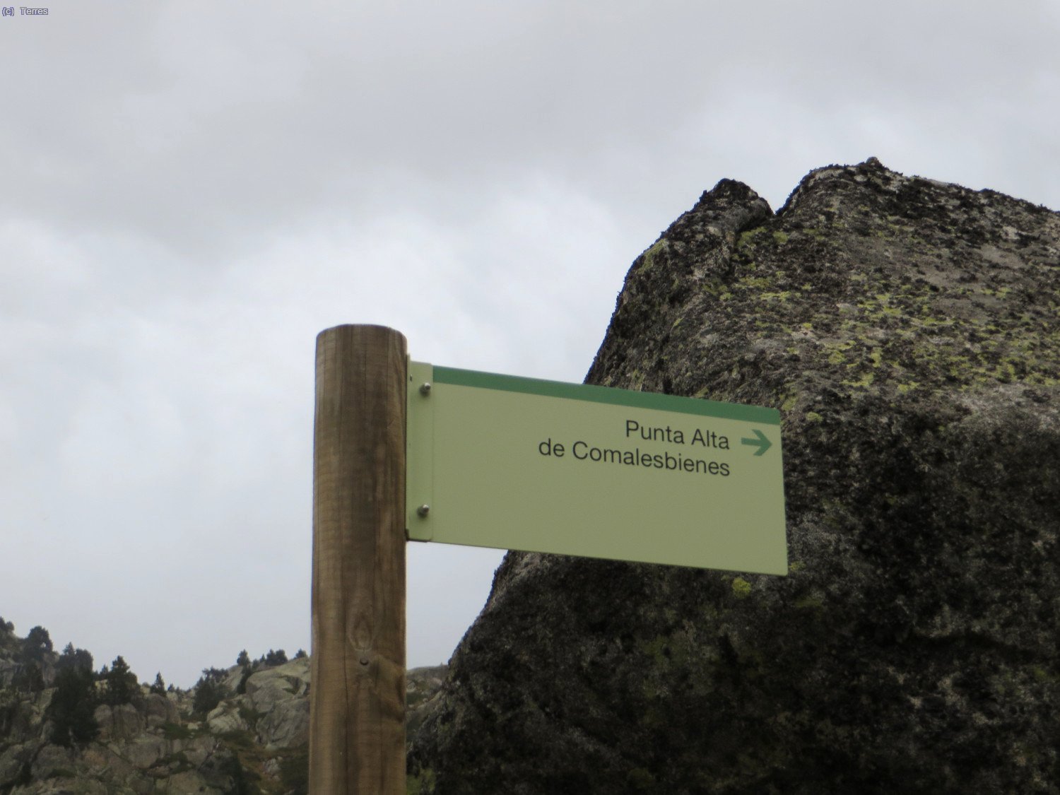 Cartel indicador de la subida al Punta Alta