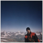 En la cima a 4634 m  con el Cervino en el fondo)