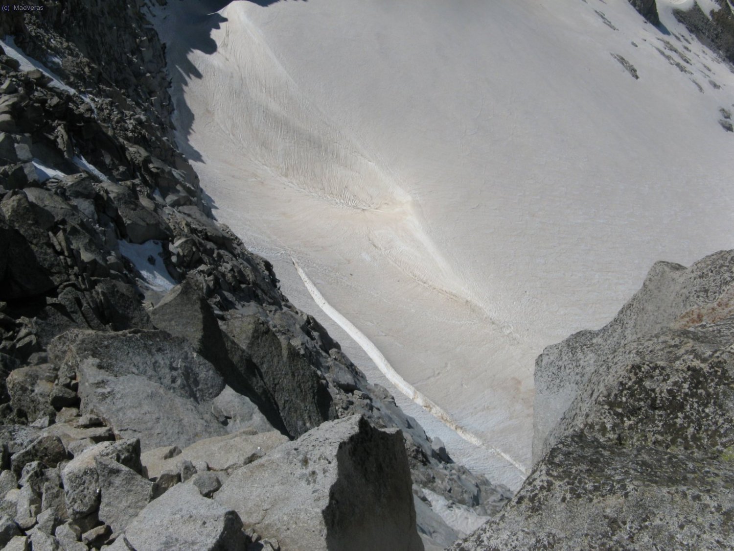 La rimaya se ve desde la cima