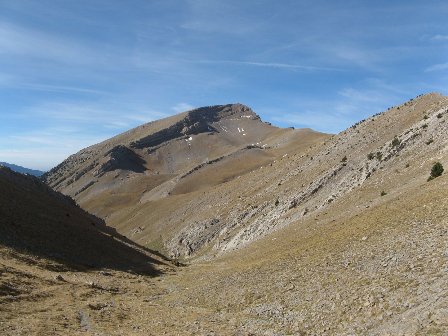 Ja em trovat el GR ... anem cap al Costa Cabirolera