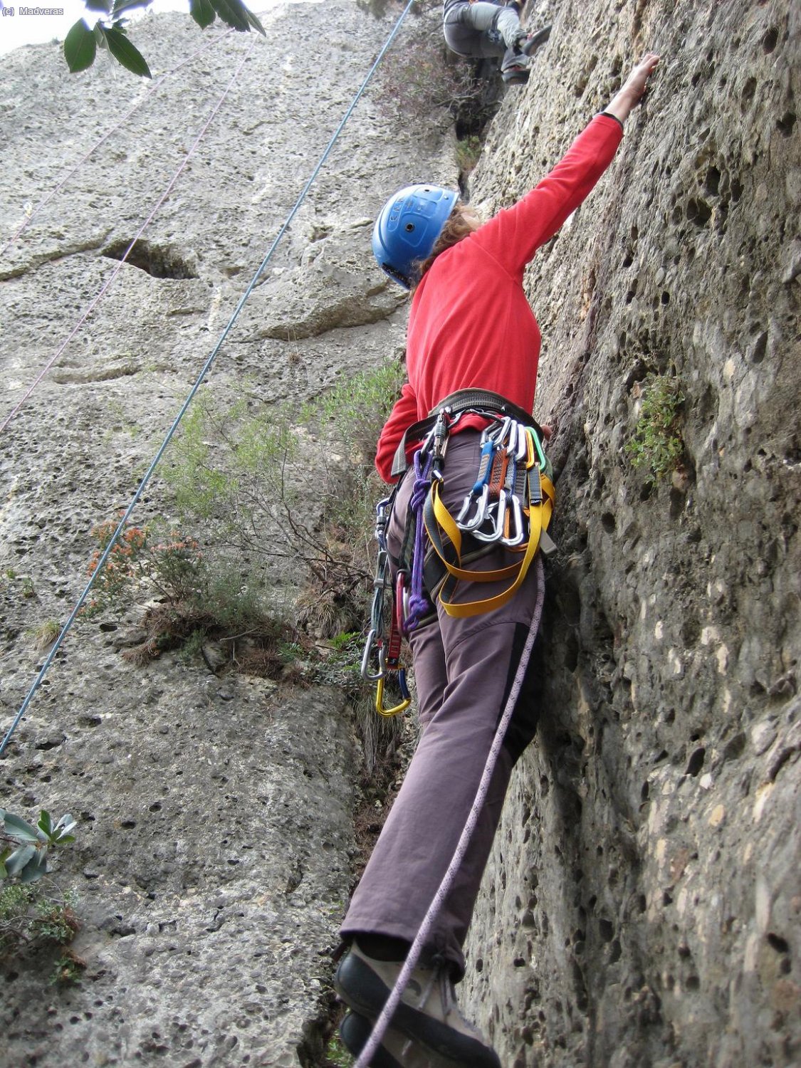 Eli, despues de Cirera Tomaquera (6a), le da a Contralluna, un 6a finito :p