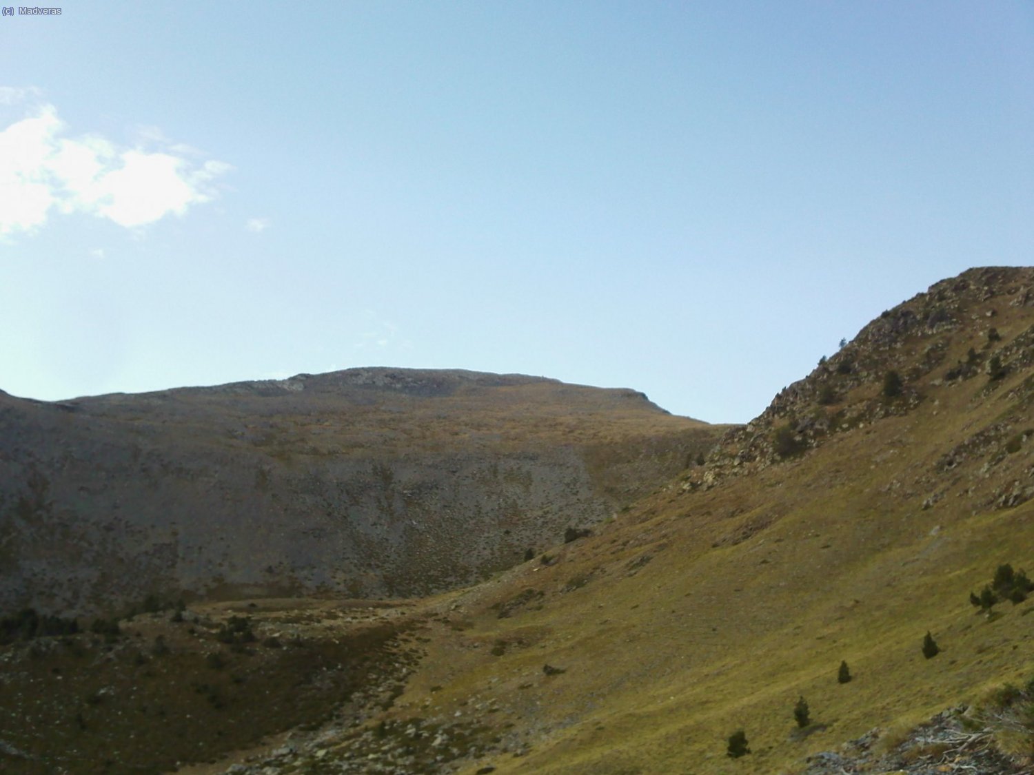 Detras el Pic de Bassera o dels Llacs