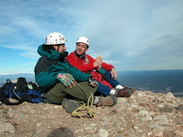 MadSergi y MadEdu en la cima.