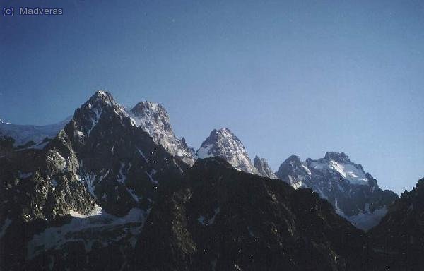 Les espectaculars cares nord del Glacier Noir.