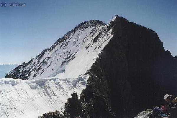 Ara sense el MadEdu. La Barre des Ecrins 4101m.