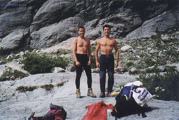 No apta a menores :-p . Si! feia moltisima calor!!