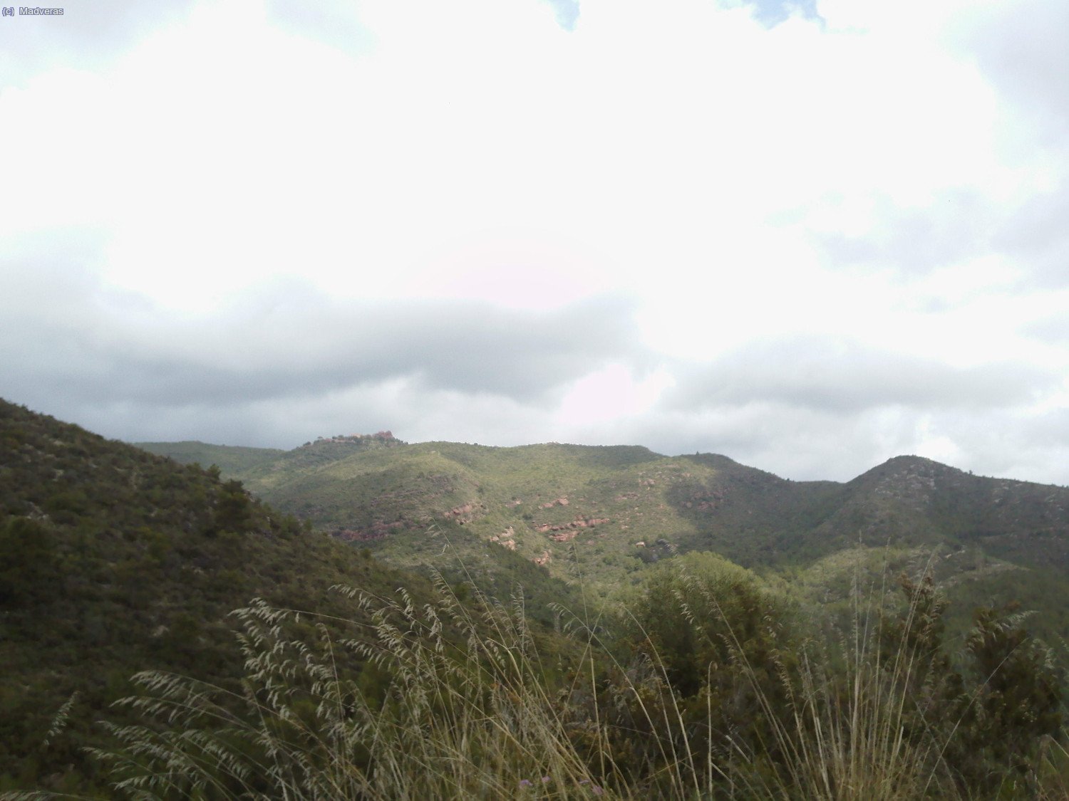 A la izquierda, al fondo, el Castell d