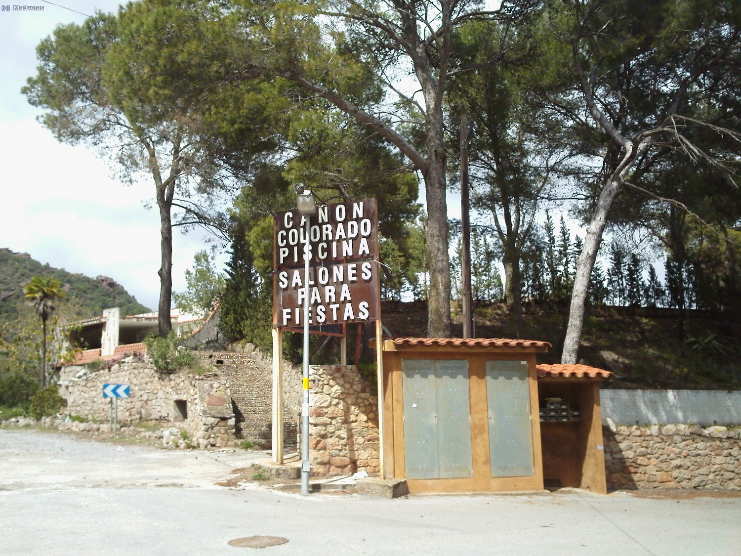 Restaurante abandonado del Ca&ntilde;on del Colorado. se llama as&iacute; por el color rojizo que tiene la roca de la zona 