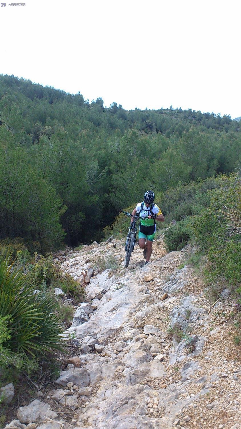 En Torcuatro (Juli) carretejant la bici 