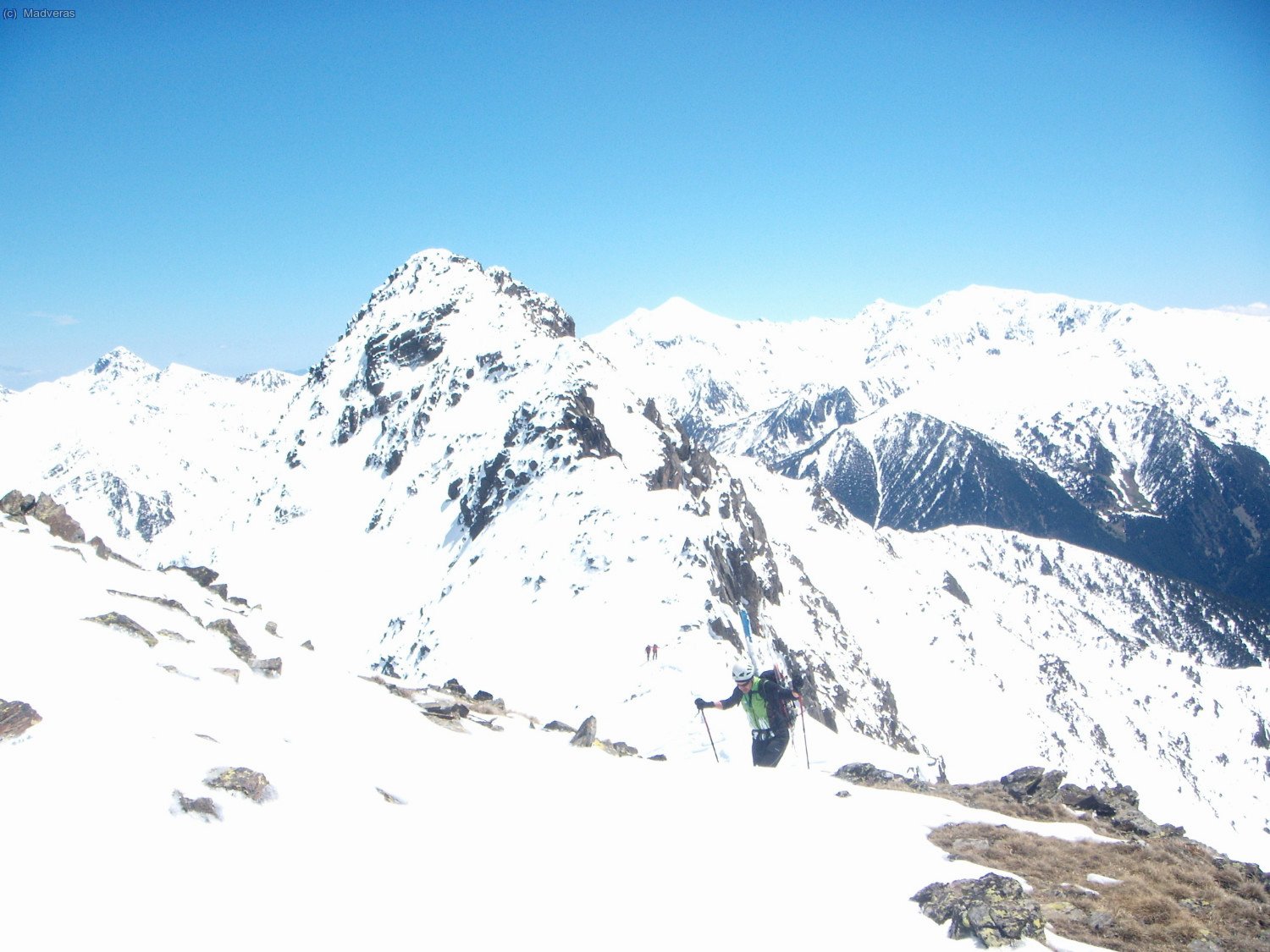 Un servidor llegando a cima