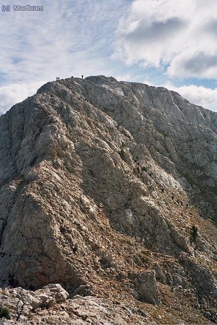 Al veure tanta gent vam dir....¿y si anem per la cresta?