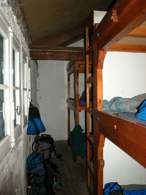 La habitación... despues de subi la ferrata hipermegaexpo que sube desde el comedor ;D