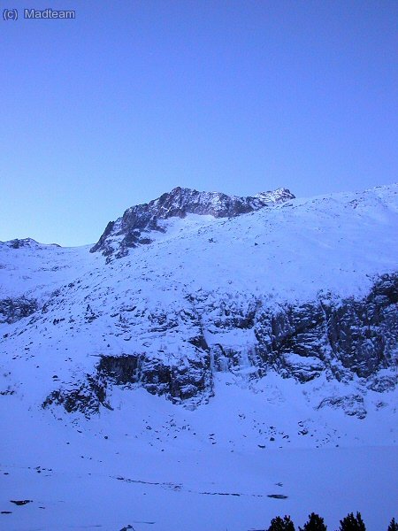 Delate del Refu se veian unas cascadas interesantes ;)