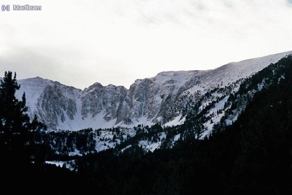 El circo de Cambredase y el Corredor Vermicelle (el de la derecha)