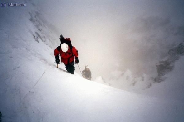 La salida a 50 o 70º, por la derecha, si se quiere complicar un poco.