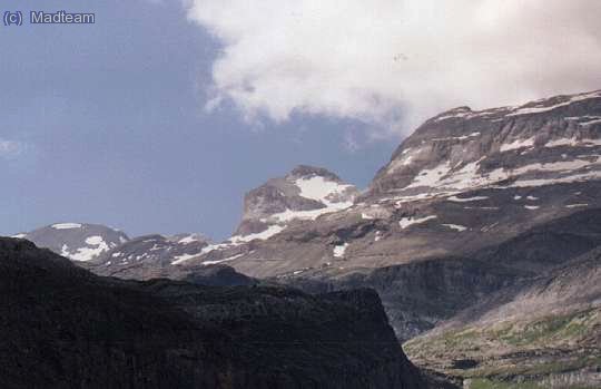 Vista del Valle de Ordesa desde el Refugio de Góriz.