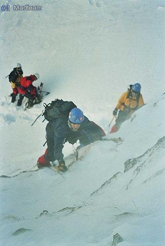 Farell iniciando la via. foto: ALBERT