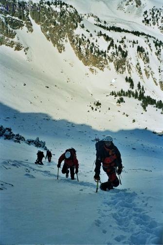 Así que nos fuimos unos cuantos a la canal occidental del petit. foto: ALBERT