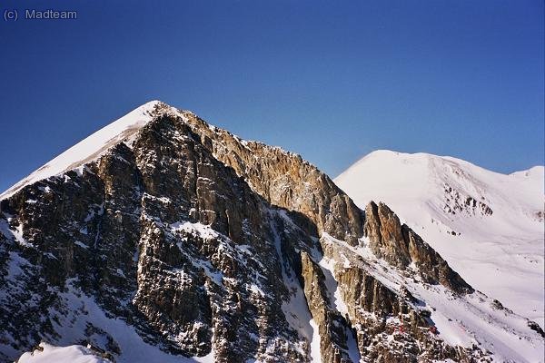 Gra de Fajol Gran con su corredor central y al fondo Bastiments. foto: DANI