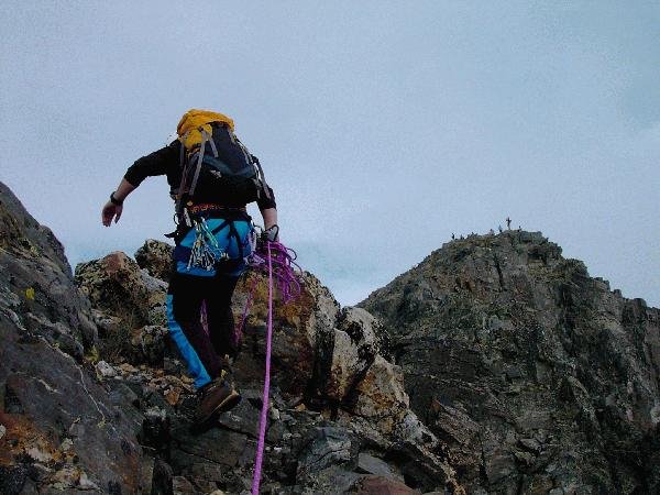 Paso intermedio con el Canigó al fondo