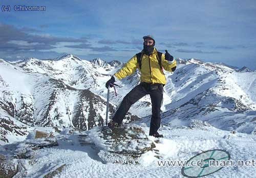 Alli estaba yo a m&aacute;s de 2800 metros de altura, cerca de la cima.