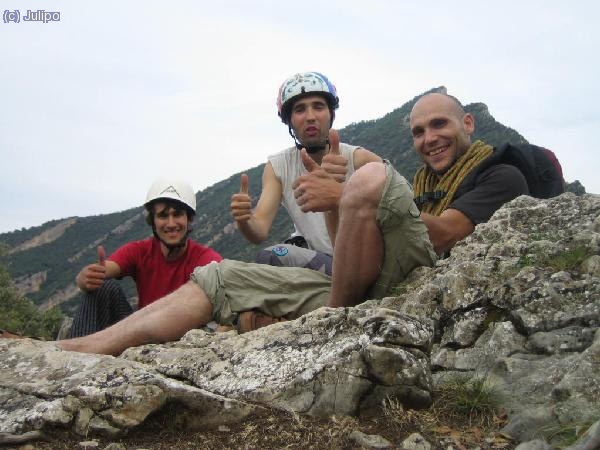 tamos en la cima!!!!!! alguien tiene hora??