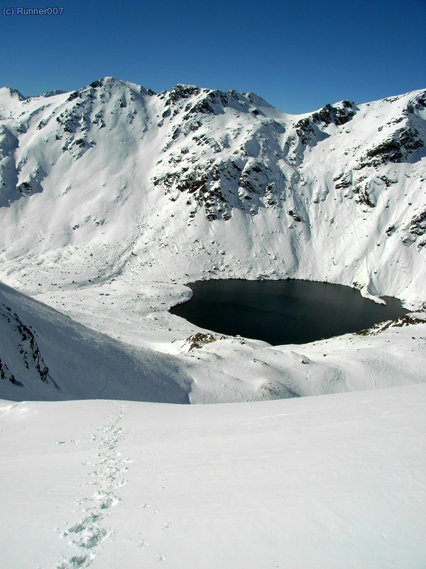 Estany de mes Amunt desde el coll de Les Planes