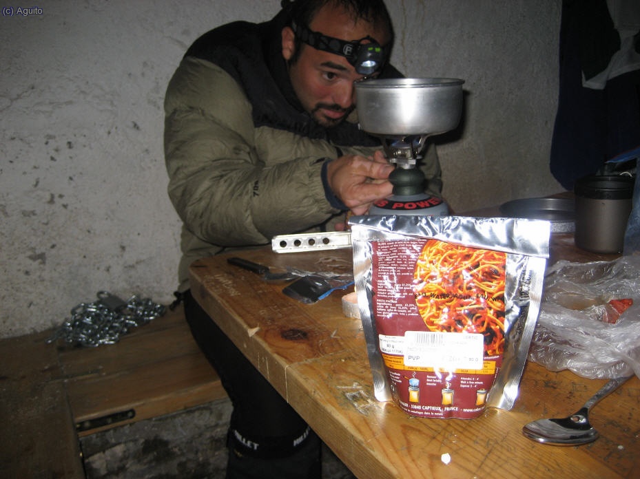 Derretir nieve, una practica que empieza a ser habitual, jejeje