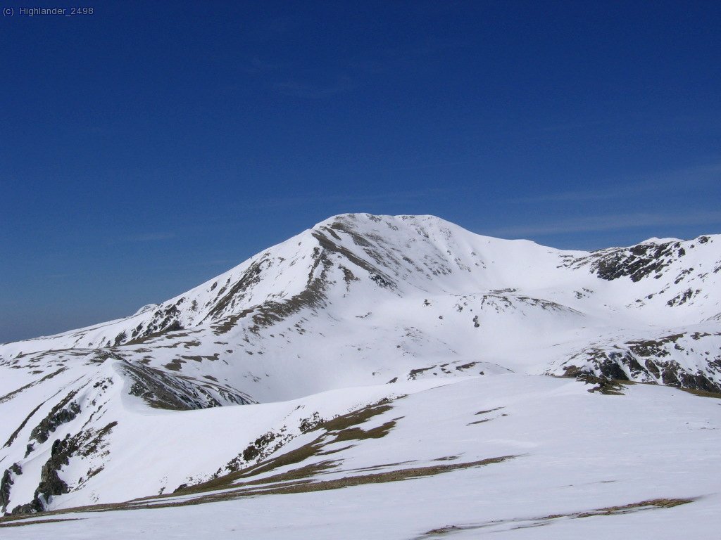 Caminando hacia el Puig del Bastiments.