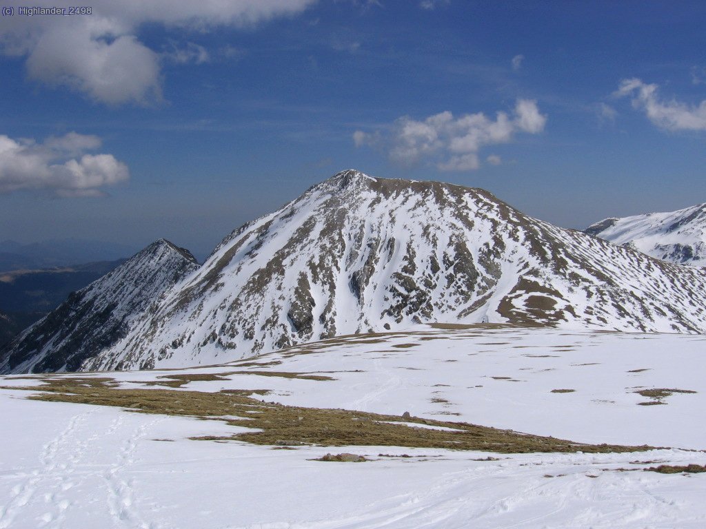 Coll de la Marrana, al fondo el Gra de Fajol.