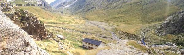 Vista del valle del pla de les eugues, donde se encuentra el refugio guardado de Coma de Vaca.