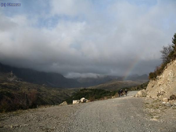 Subiendo al embalse de Tramacastilla
