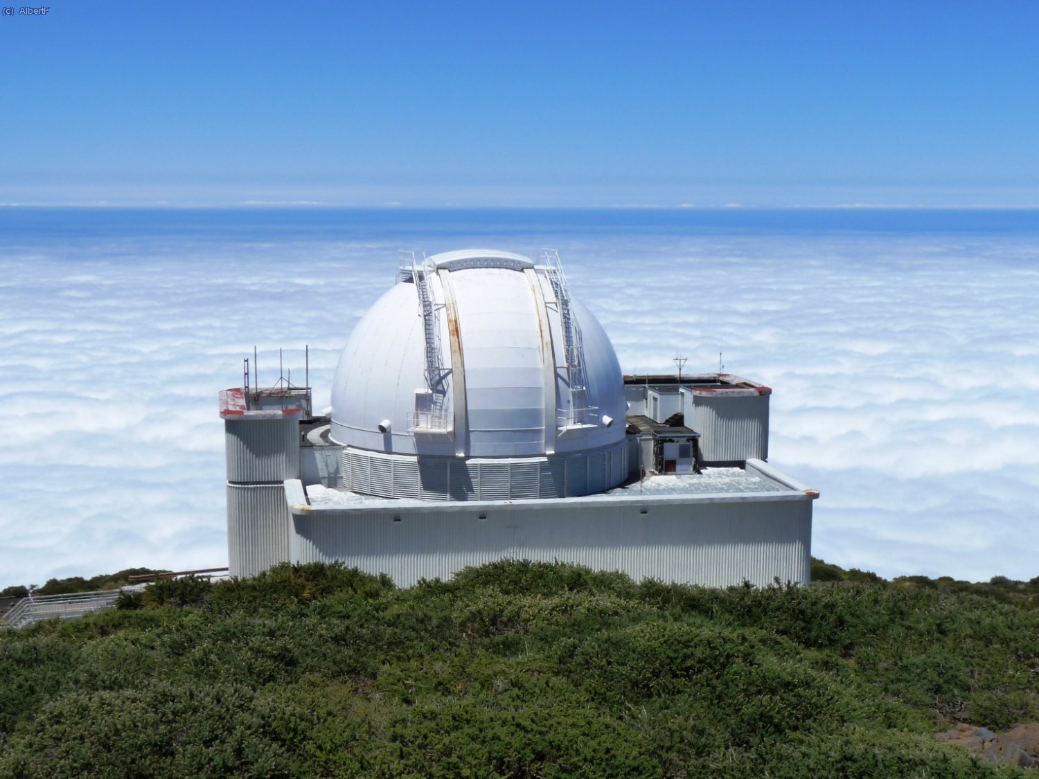 Telescopi de l&acute;observatori astron&ograve;mic situat prop del cim del Roque de los Muchachos