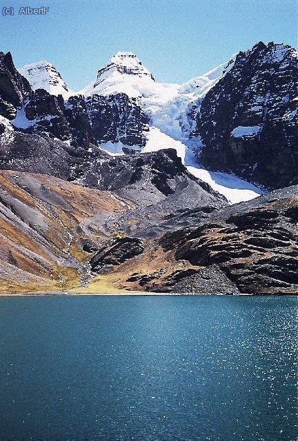 El Condorir, desde la laguna Chiar Khota, 4650m.
