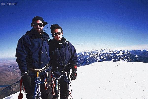 En la cima, a 6088m  ;-)