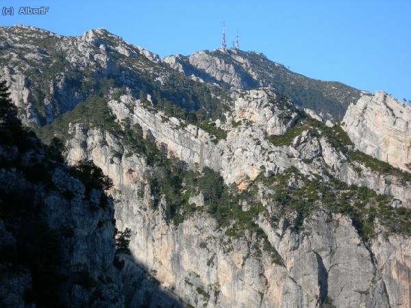 El Caro, treu el nas, pel cam&iacute; al coll de Pallers