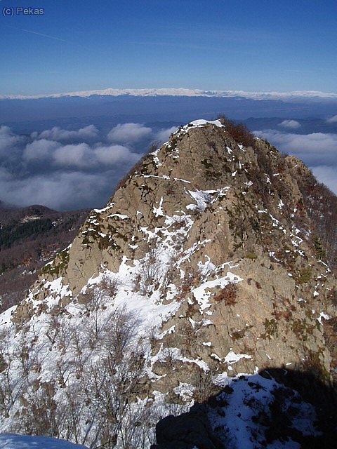 Se trata de ir subiendo y bajando por estos "Castellets".