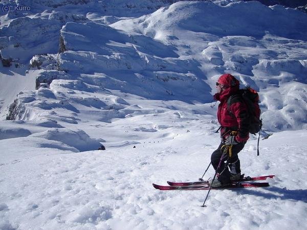 Tzikitzake a punto de lanzarse por la cuesta helada