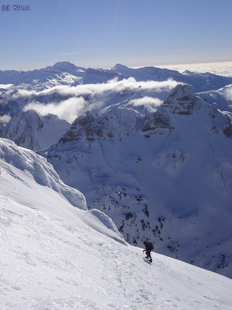 Maese Mapicas recorta su figura en el paisaje