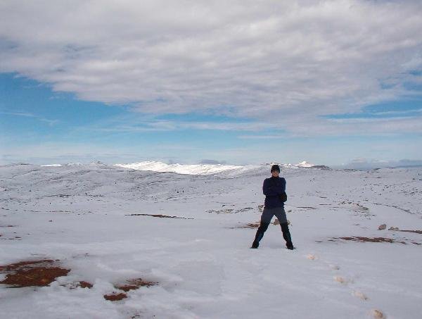 Cima del Buitre (1957 m) mirando hacia el noroeste
