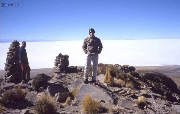 El salar, 1000 m por debajo.
