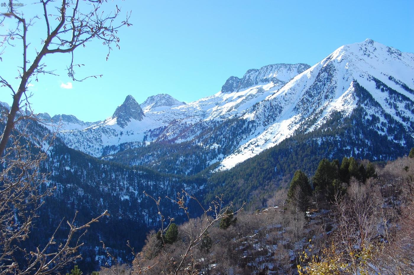Batisielles desde la senda de La Coma.