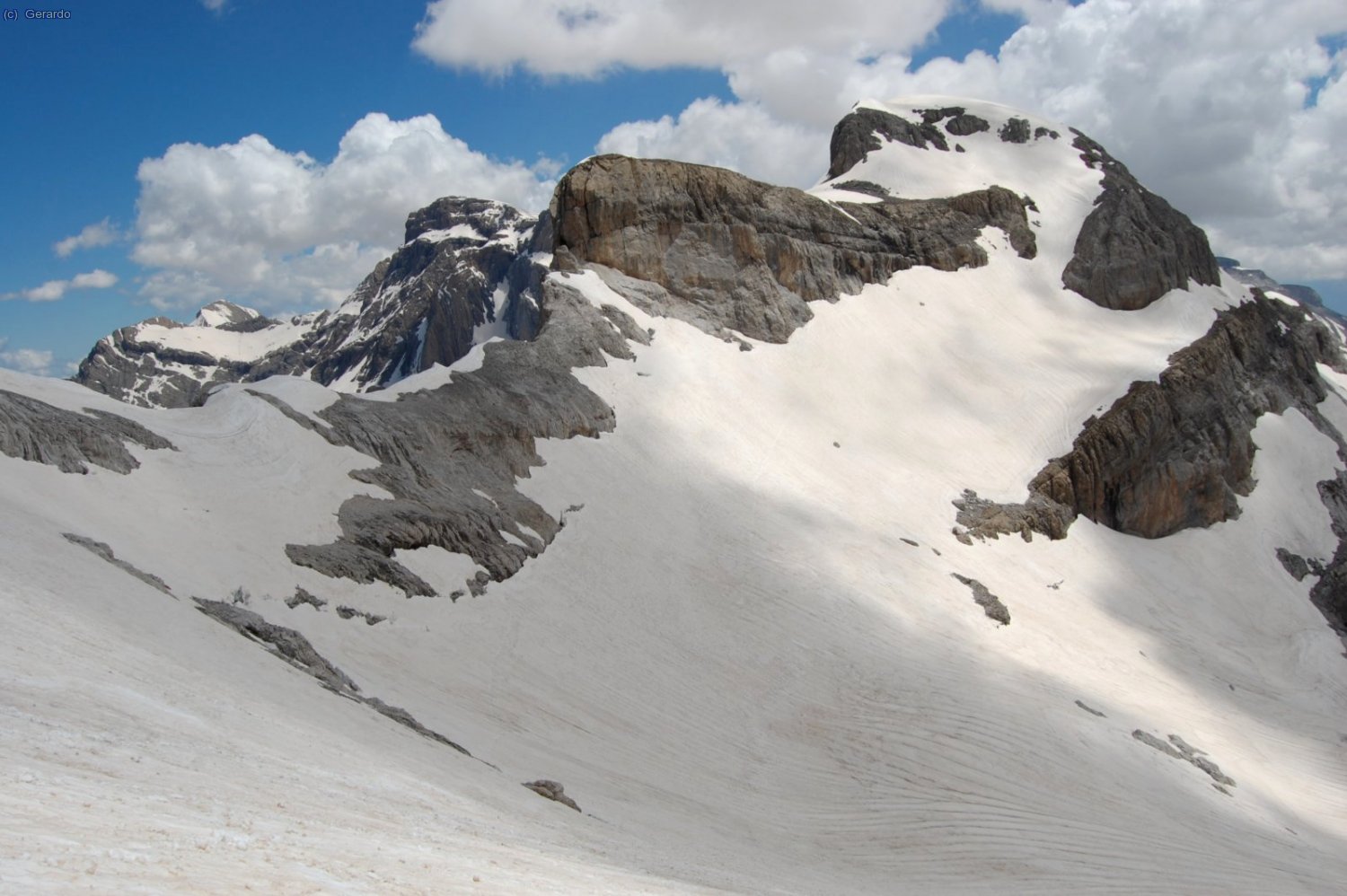 Otro aspecto de La Torre, bajando del Casco.