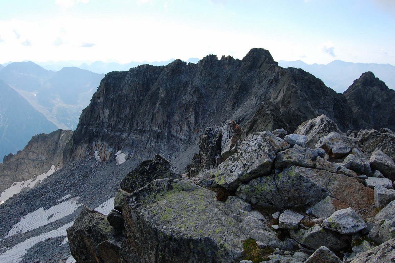 Al sud, el Coma lo Forno.