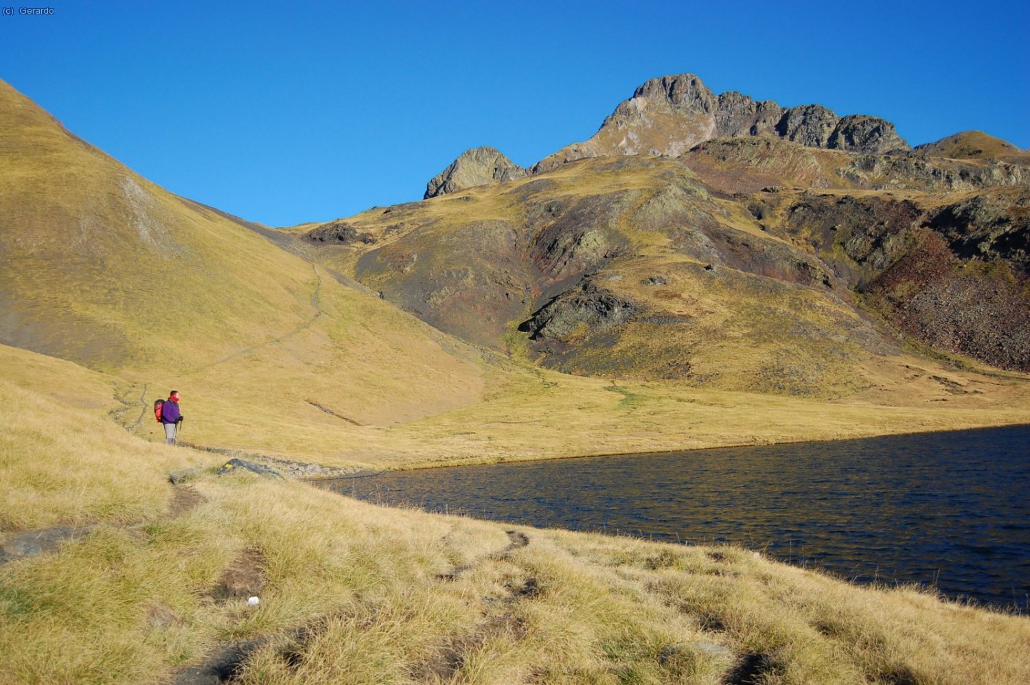 Ya en la orilla del llac...